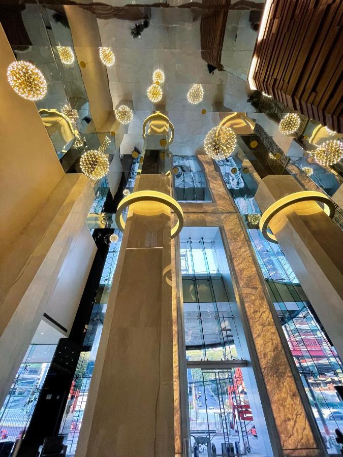 San Pedro Garza Garcia Safi Royal Luxury Metropolitan酒店 外观 照片 The interior of the shopping mall