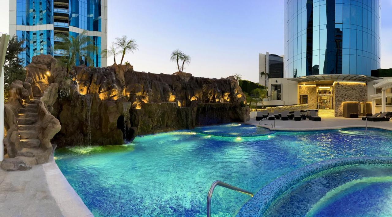 San Pedro Garza Garcia Safi Royal Luxury Metropolitan酒店 外观 照片 The pool at the Atlantis Paradise Island