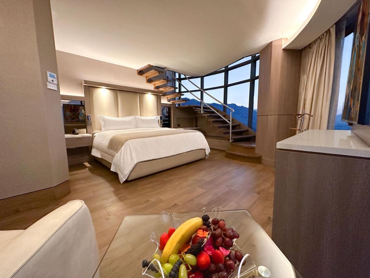 San Pedro Garza Garcia Safi Royal Luxury Metropolitan酒店 外观 照片 A suite at the hotel