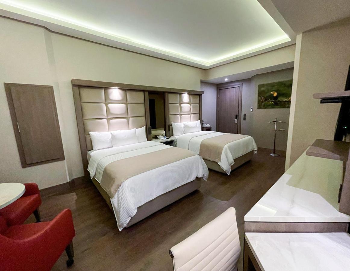 San Pedro Garza Garcia Safi Royal Luxury Metropolitan酒店 外观 照片 A room at the hotel